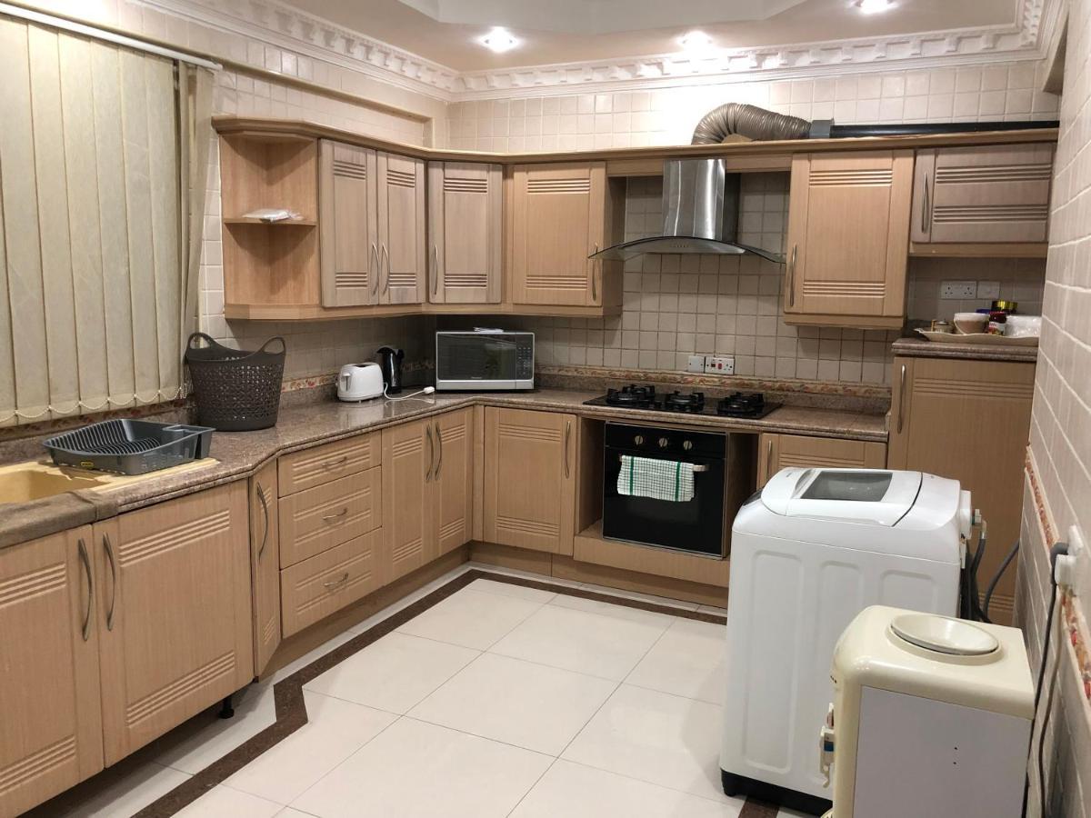 Seaview Point Bed & Breakfast ดาร์เอสซาลาม ภายนอก รูปภาพ