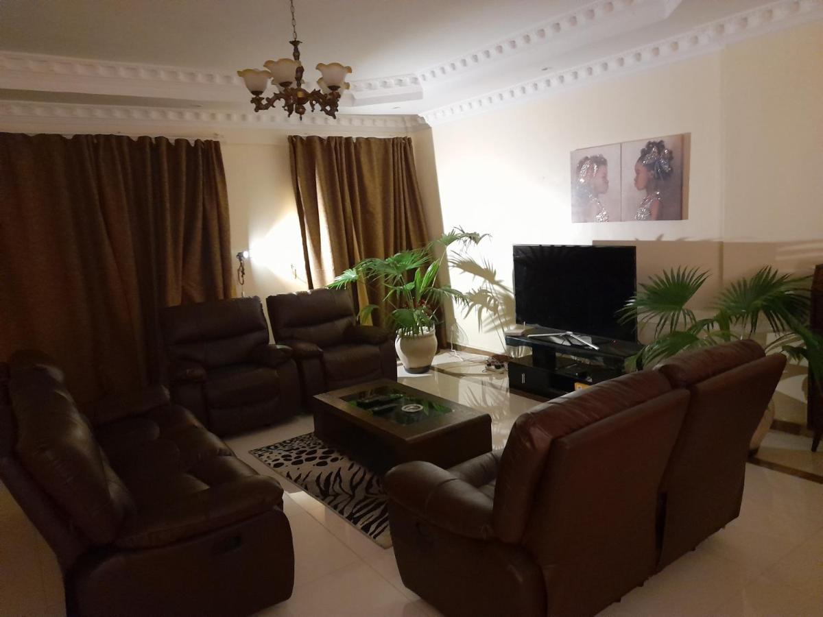 Seaview Point Bed & Breakfast ดาร์เอสซาลาม ภายนอก รูปภาพ
