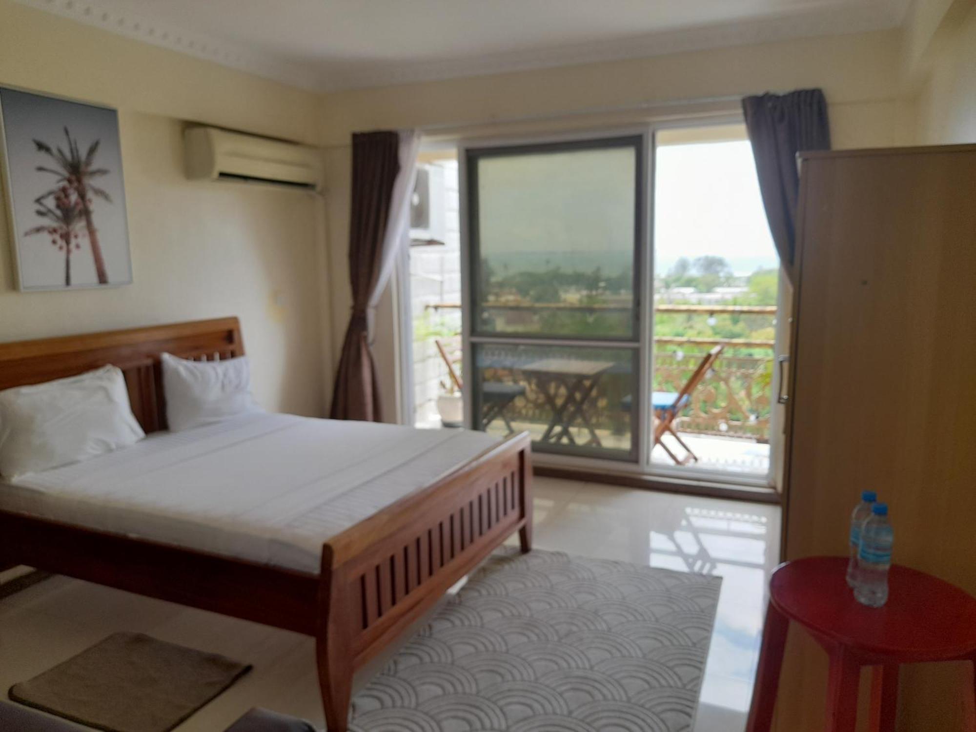 Seaview Point Bed & Breakfast ดาร์เอสซาลาม ห้อง รูปภาพ
